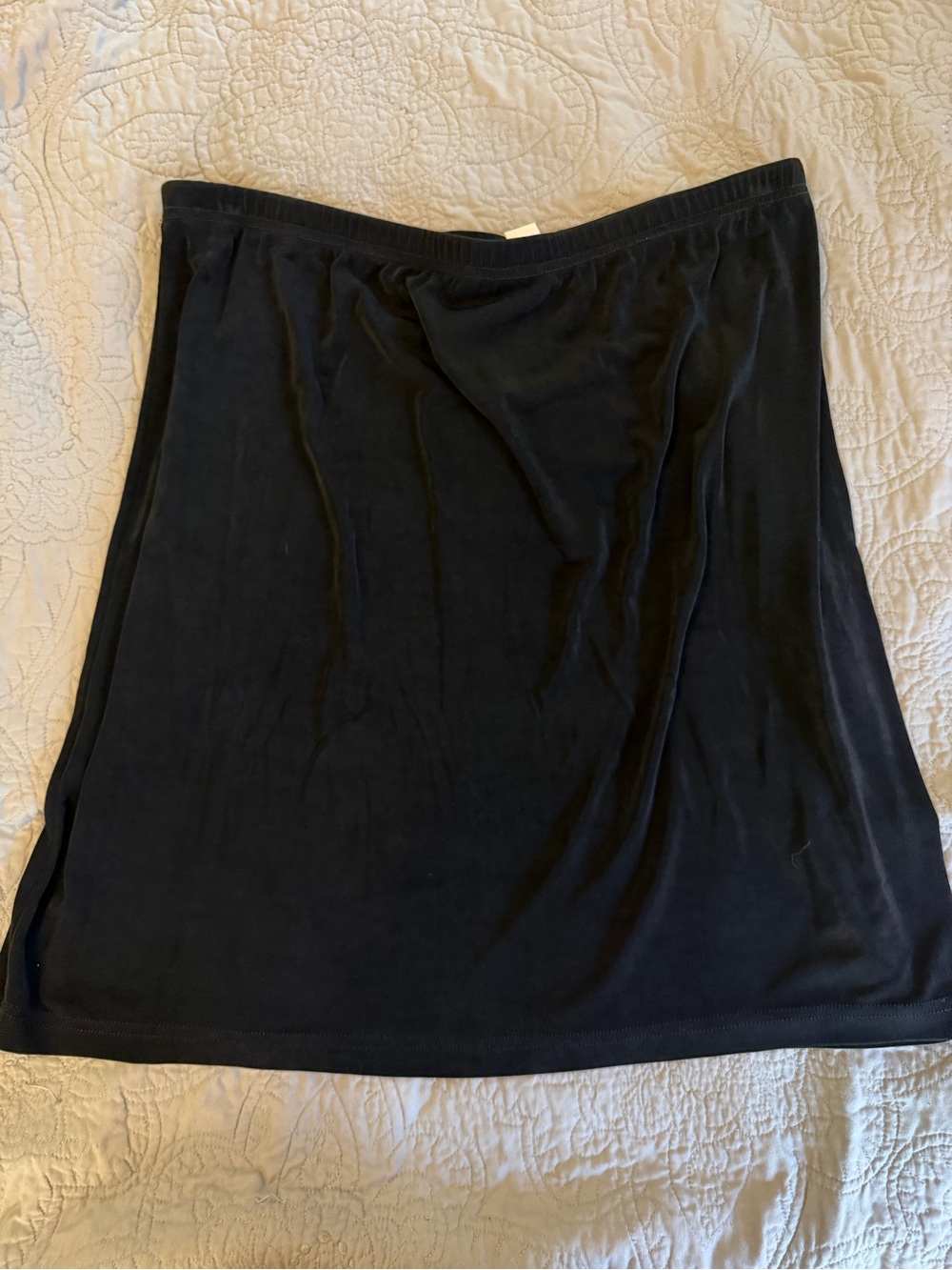 French Laundry knee length Classic Black “slinky knit” acetate Skirt